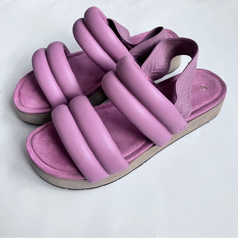 Koolaburra By Ugg Purple Faux Leather Sandals Size 8 - Picture 5 of 8